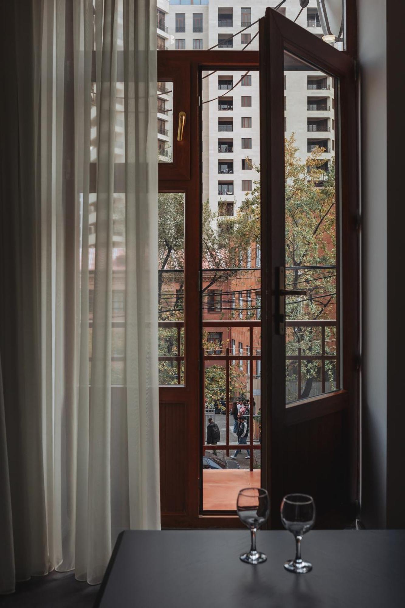 耶烈万Designed 1Br Balcony To Saryan St Self-Enrty Keygo 29公寓 外观 照片